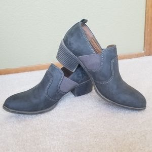 Eurosoft by Softt Gray Slip-on Shoes